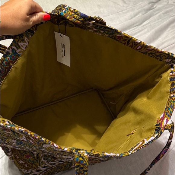 Vera Bradley Tote Bag - Picture 3 of 4